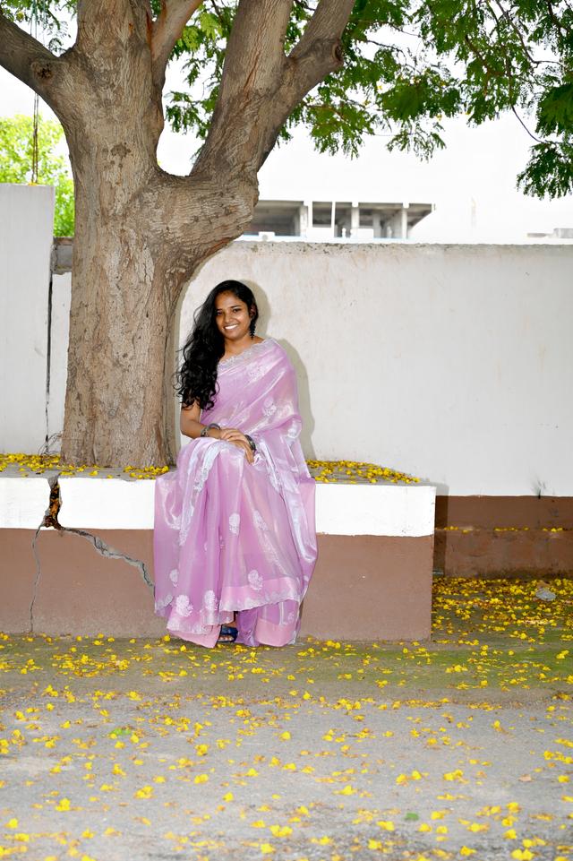Isha Photo - Isha