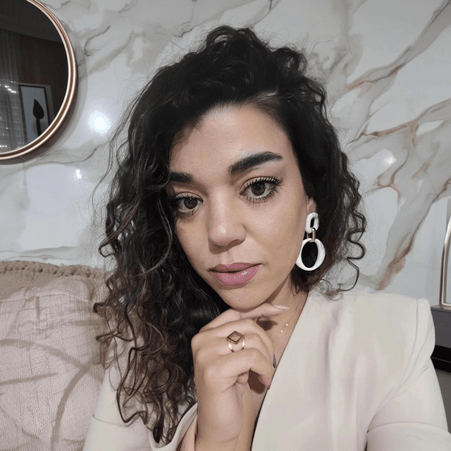 Mayra Photo - Mayra