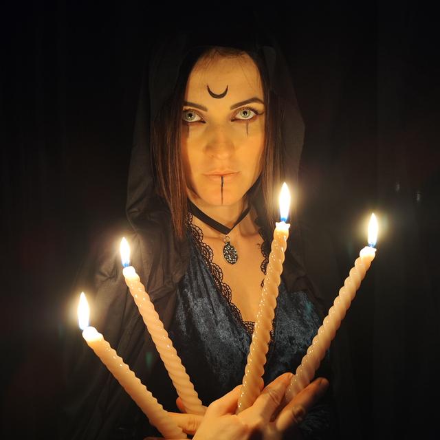 MistressOfTheWoods Photo - MistressOfTheWoods
