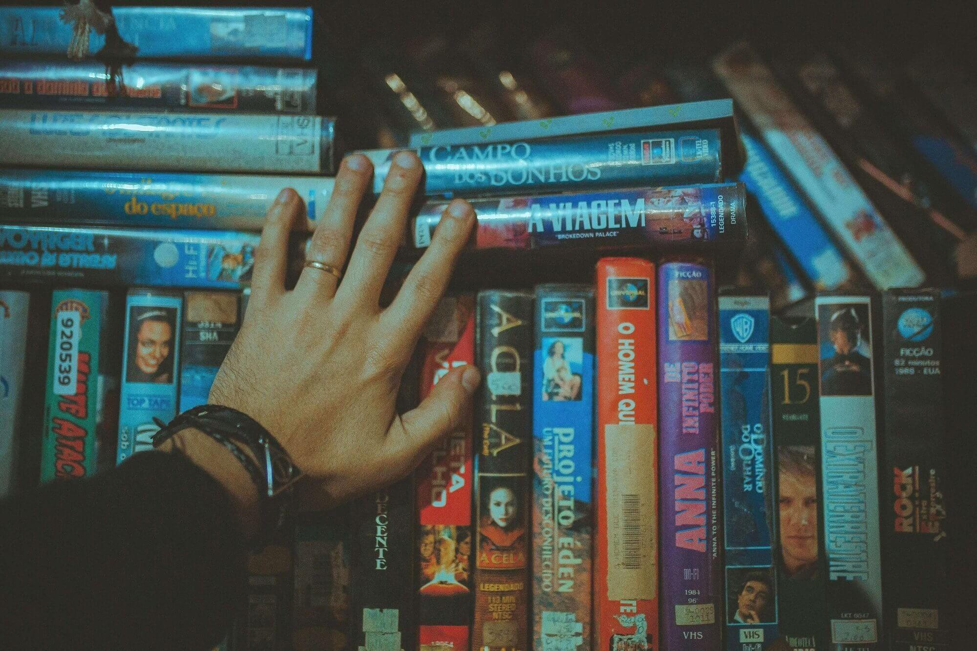 Een illustratie van films die je kijk op de werkelijkheid uitdagen, op de blog van AskNebula Photo - Een illustratie van films die je kijk op de werkelijkheid uitdagen, op de blog van AskNebula
