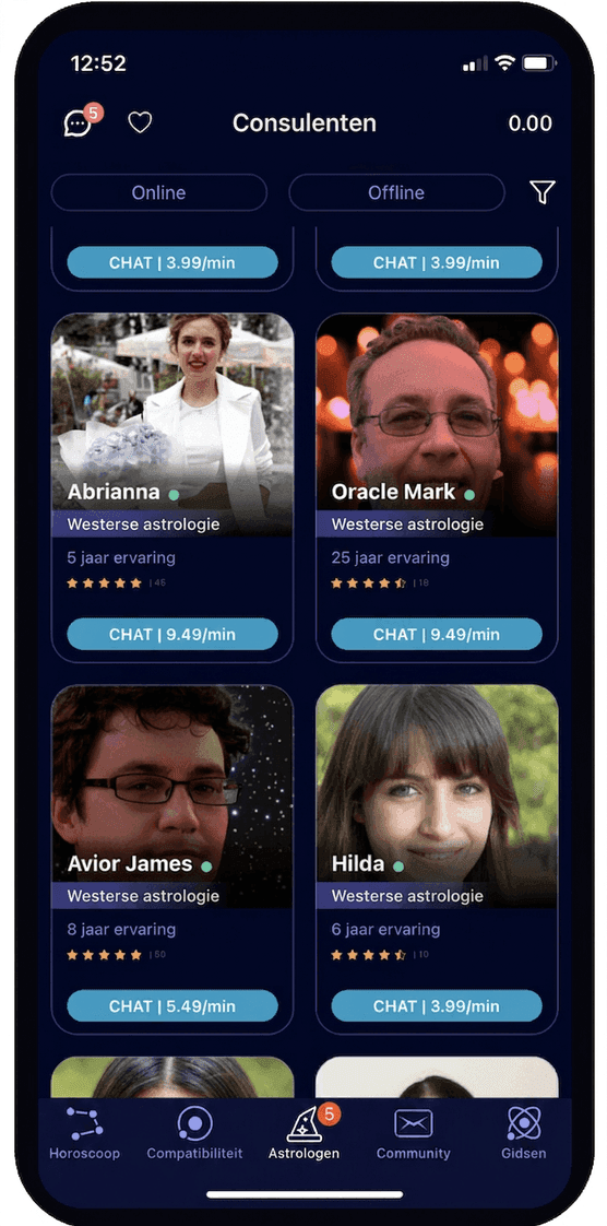 Het scherm met consulten van de Nebula-app met de functies die voor leden beschikbaar zijn Photo - Het scherm met consulten van de Nebula-app met de functies die voor leden beschikbaar zijn