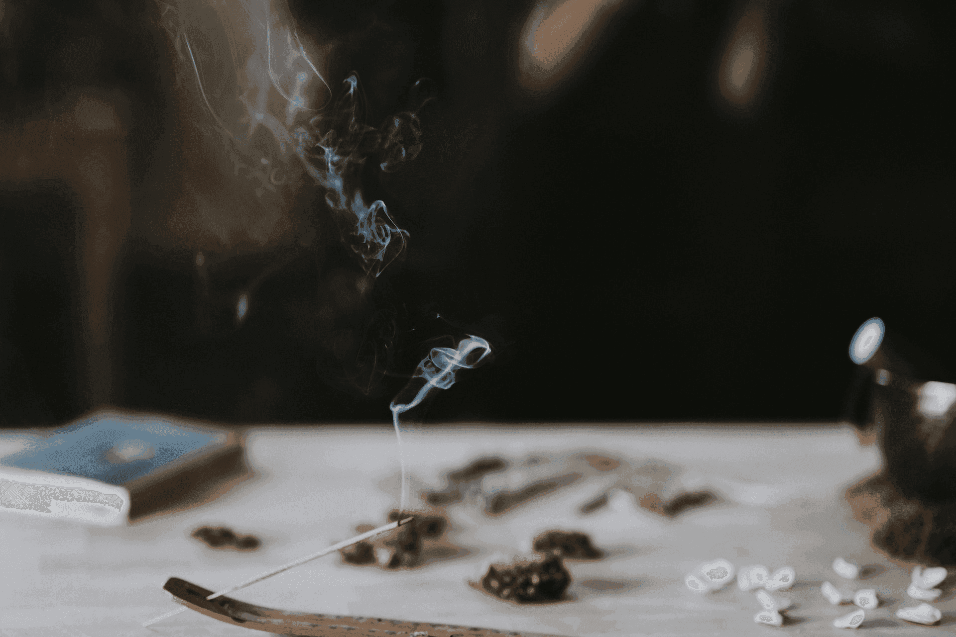 Tarotkaarten reinigen, in het blogartikel waar je een lezing kunt krijgen van een spirituele adviseur Photo - Tarotkaarten reinigen, in het blogartikel waar je een lezing kunt krijgen van een spirituele adviseur