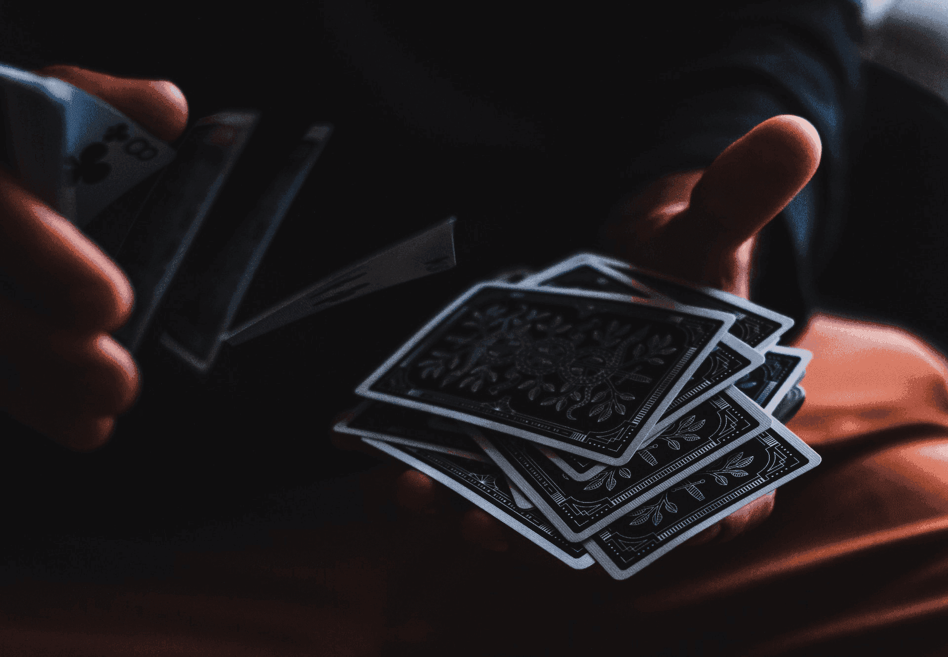 Een tarotlegging die voorspelt wanneer gebeurtenissen plaatsvinden, op de blog van AskNebula Photo - Een tarotlegging die voorspelt wanneer gebeurtenissen plaatsvinden, op de blog van AskNebula